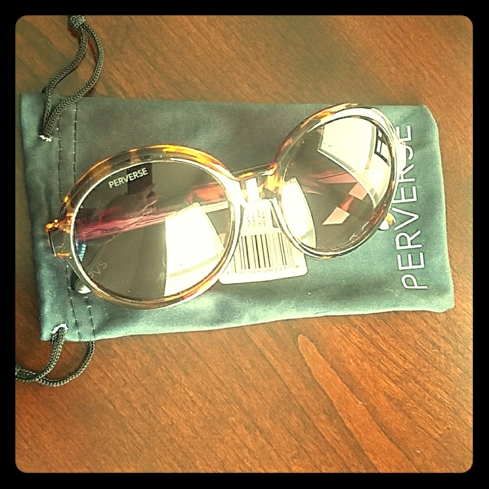 Perverse sunnies